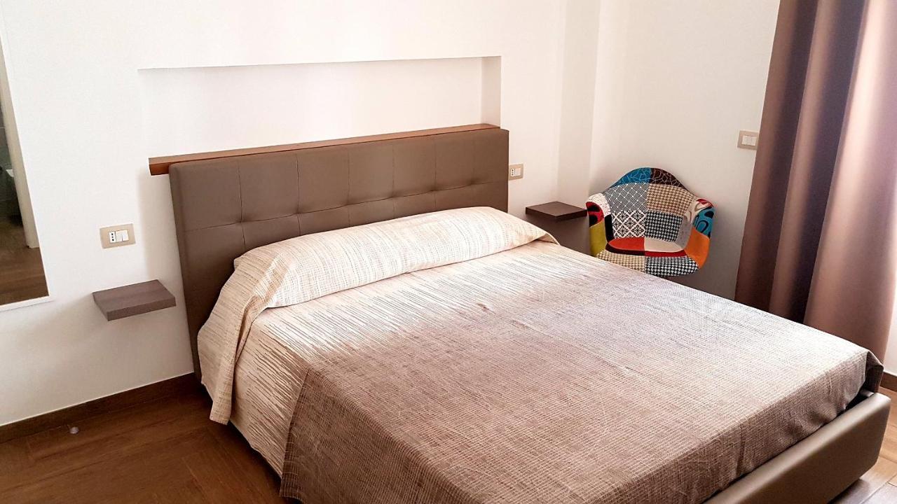 Monelia Bed & Breakfast เรจโจ ดี คาลาเบีย ภายนอก รูปภาพ